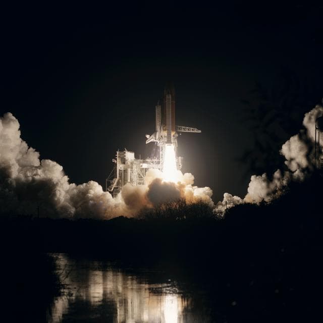 NASA image: Launch of the Shuttle Discovery and begining of STS 51-I mission