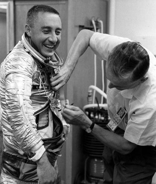 NASA image: 61-mr4-55(s)