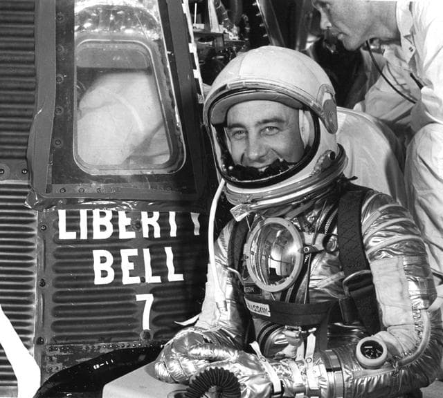 NASA image: 61-mr4-76