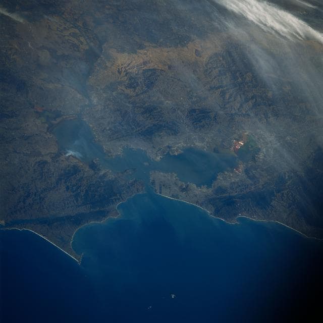 NASA image: STS-61A earth observations