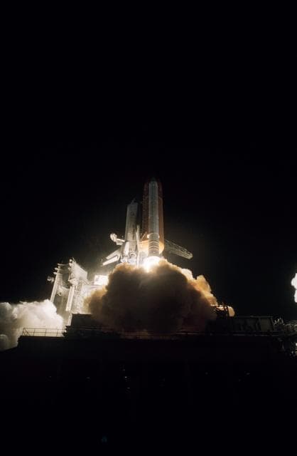 NASA image: Launch of the Shuttle Columbia and begining of STS 61-C mission