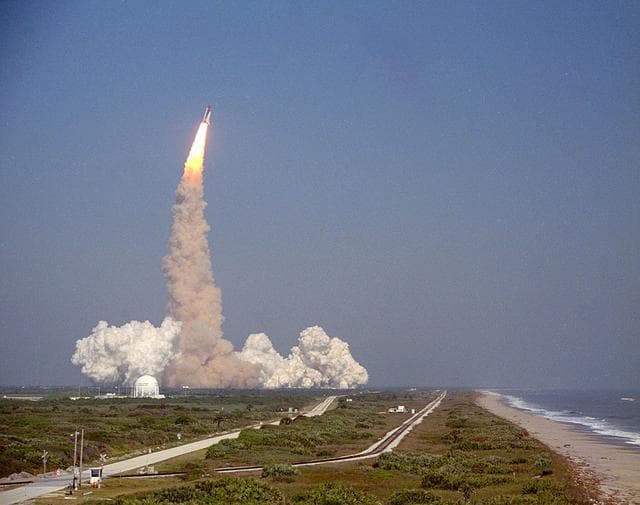NASA image: KSC-89PC-0239