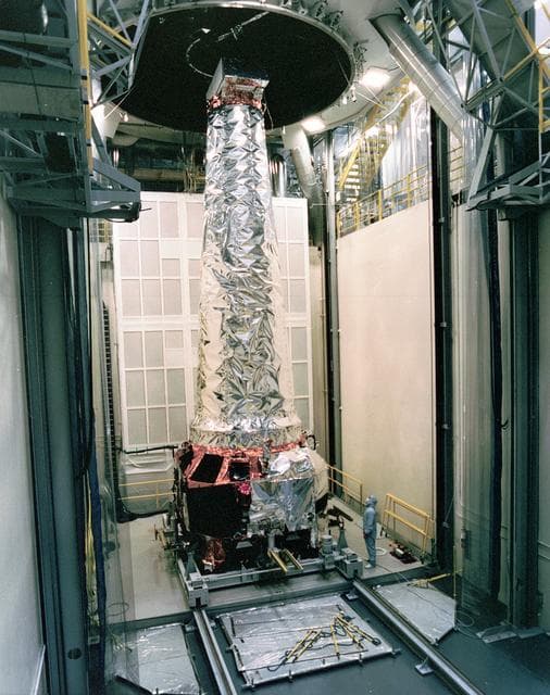 NASA image: History of Chandra X-Ray Observatory