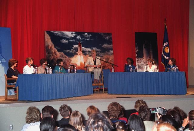 NASA image: KSC-99PP-0899