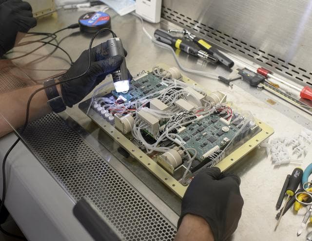 NASA image: EuCROPIS EVT-2 Power Cell in N-239 Lab