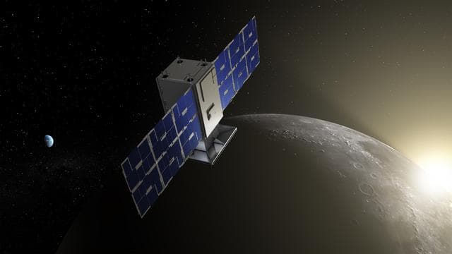 NASA image: CAPSTONE revealed in lunar Sunrise (Illustration)