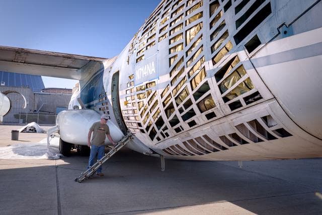 NASA image: Kuiper Airborne Observatory (KAO) Demolition