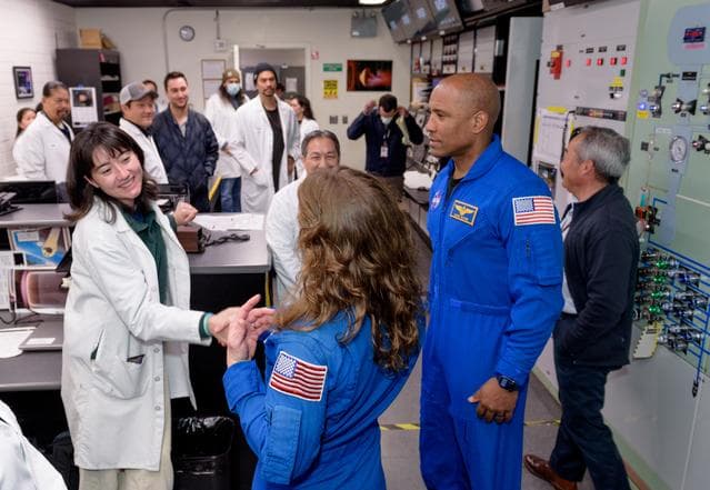 NASA image: Orion Astronauts Visit Ames Entry Systems and Technology Divisio
