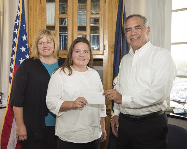 NASA image: NASA Armstrong Exchange Council Awards Scholarship