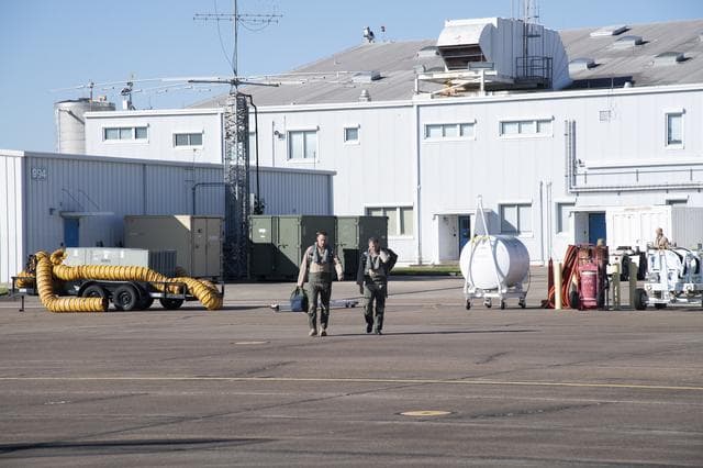 NASA image: NASA Pilots Prepare for QSF18 Flight