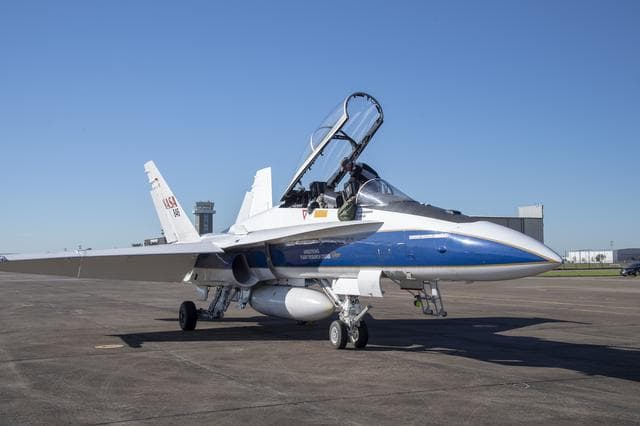 NASA image: NASA Pilots Prepare for QSF18 Flight