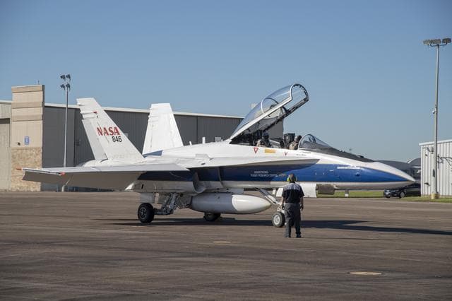 NASA image: NASA Pilots Prepare for QSF18 Flight