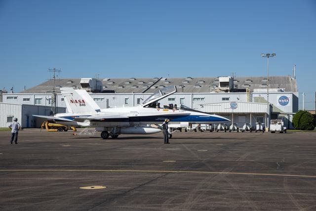 NASA image: NASA Pilots Prepare for QSF18 Flight