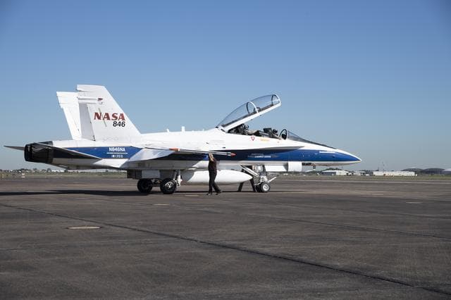 NASA image: NASA Pilots Prepare for QSF18 Flight