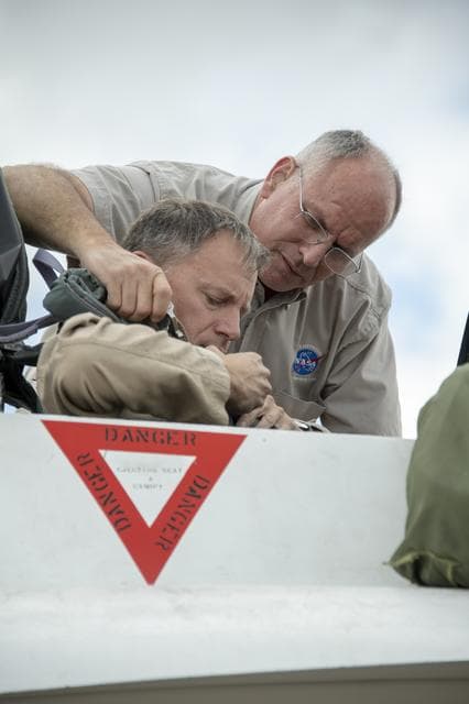 NASA image: NASA F/A-18 Prepares for Supersonic Research Flight