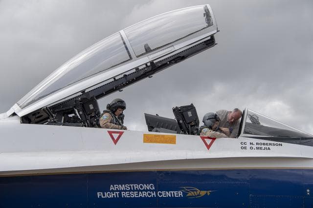 NASA image: NASA F/A-18 Prepares for Supersonic Research Flight