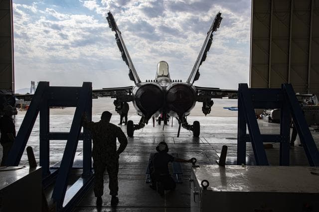 NASA image: Title: NAVAIR F/A-18E Undergoes Loads Testing at NASA Armstrong