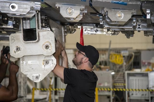 NASA image: Title: NAVAIR F/A-18E Undergoes Loads Testing at NASA Armstrong