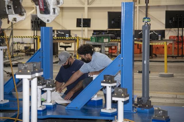 NASA image: Title: NAVAIR F/A-18E Undergoes Loads Testing at NASA Armstrong