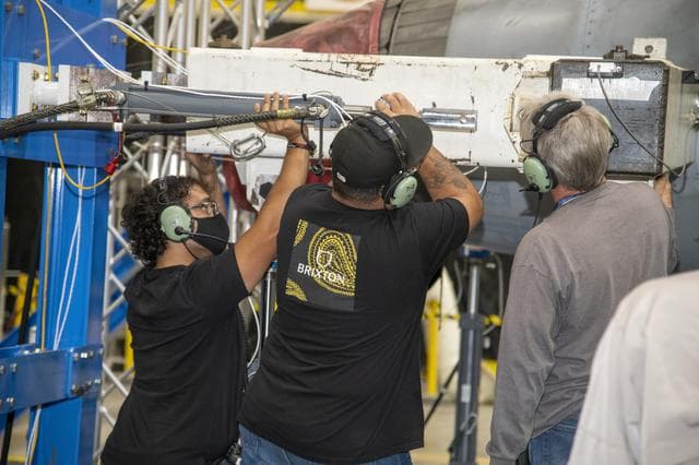 NASA image: Title: NAVAIR F/A-18E Undergoes Loads Testing at NASA Armstrong