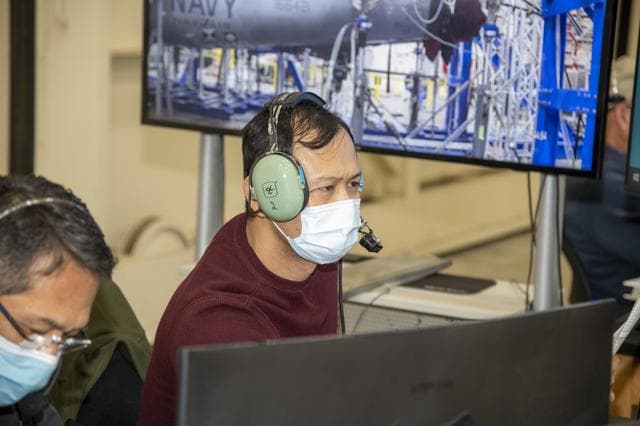 NASA image: Title: NAVAIR F/A-18E Undergoes Loads Testing at NASA Armstrong