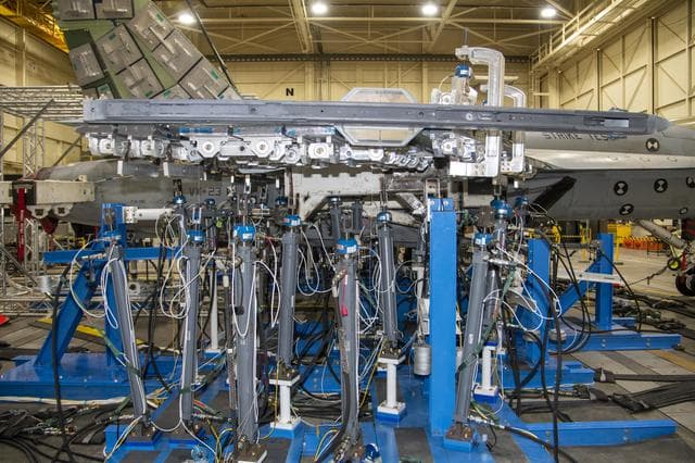 NASA image: NAVAIR F/A-18E Undergoes Loads Testing at NASA Armstrong