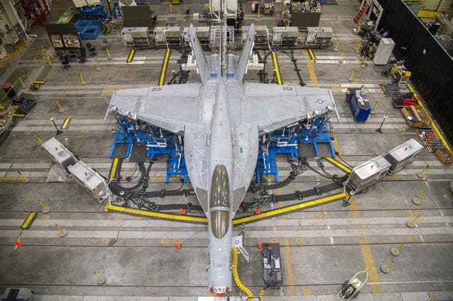 NASA image: NAVAIR F/A-18E Undergoes Loads Testing at NASA Armstrong