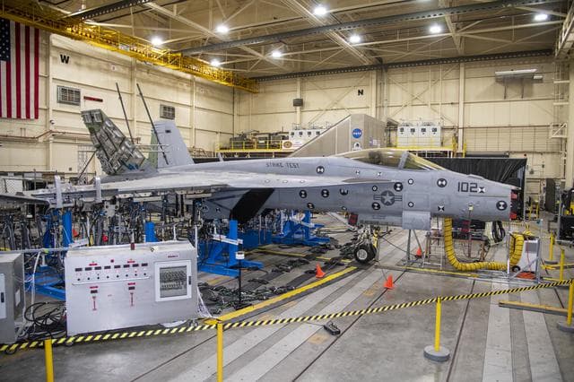 NASA image: NAVAIR F/A-18E Undergoes Loads Testing at NASA Armstrong