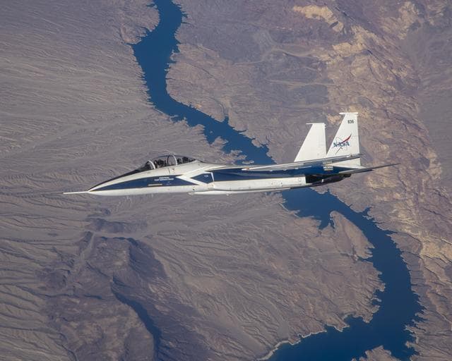 NASA image: F-15 N836NA SSP2 Flight-6 Aerials