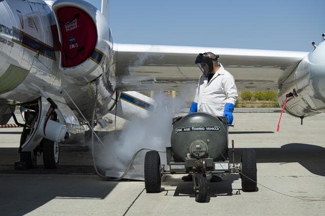 NASA image: NASA's ER-2 Liquid Oxygen Refill