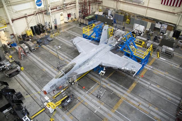 NASA image: NAVAIR F/A-18E Undergoes Loads Testing at NASA Armstrong