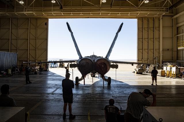 NASA image: NAVAIR F/A-18EÂ Prepared for Return from NASA Armstrong