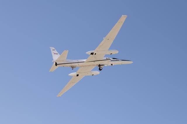 NASA image: NASA’s ER-2 aircraft deploys for ALOFT mission