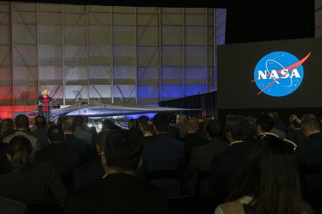 NASA image: NASA’s Deputy Administrator Speaks in Front of Unveiled X-59