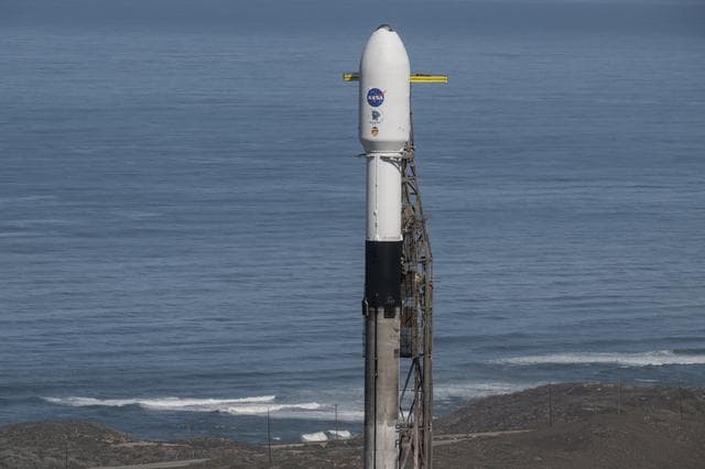 NASA image: SPHEREx/PUNCH Rocket Vertical