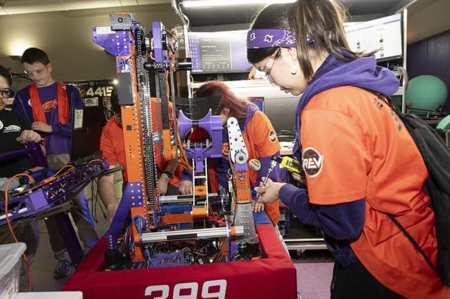 NASA image: NASA Supports Next Generation of Innovators at Robotics Competition