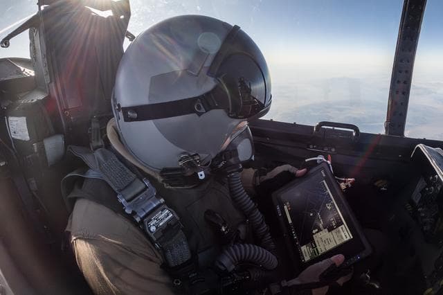 NASA Photographer Tracks Airborne Location Integrating Geospatial Navigation System
