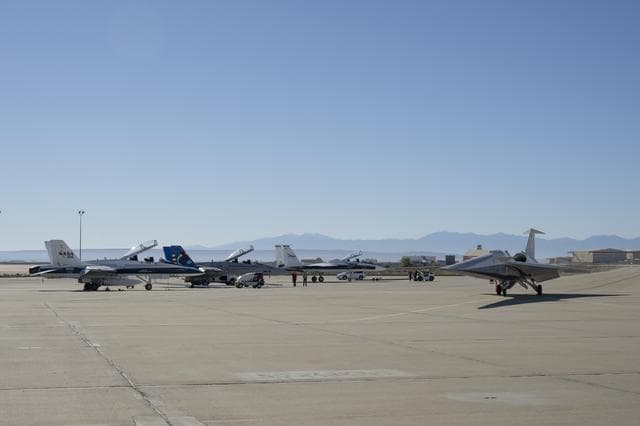 NASA image: X-59 Taxis to NASA’s Armstrong Flight Research Center