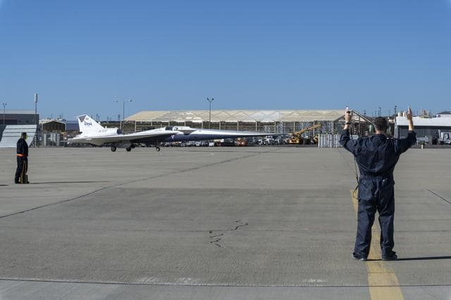 NASA image: X-59 Taxis to NASA’s Armstrong Flight Research Center