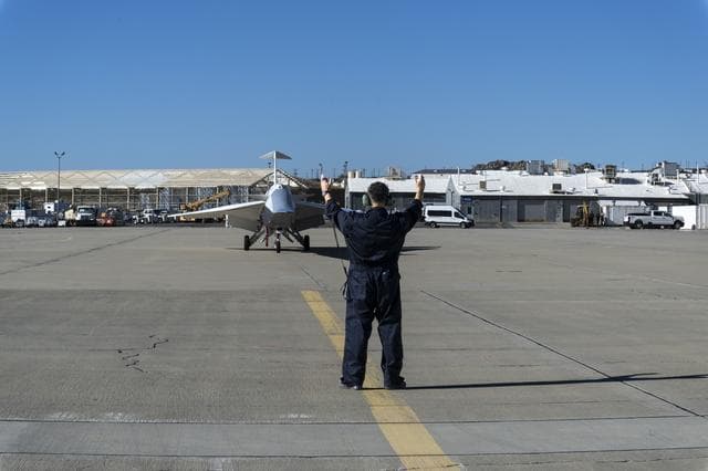 NASA image: X-59 Taxis to NASA’s Armstrong Flight Research Center