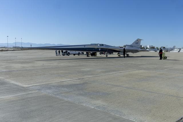 NASA image: X-59 Taxis to NASA’s Armstrong Flight Research Center