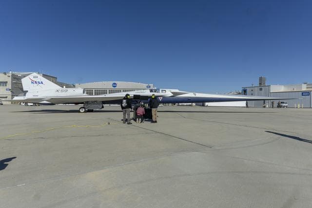 NASA image: X-59 Taxis to NASA’s Armstrong Flight Research Center