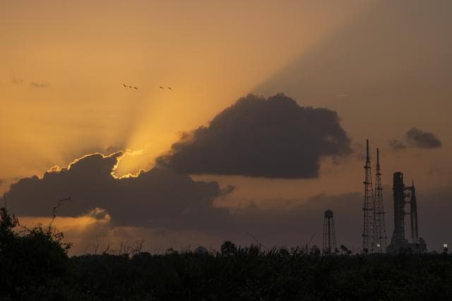 NASA image: SLS on the Pad