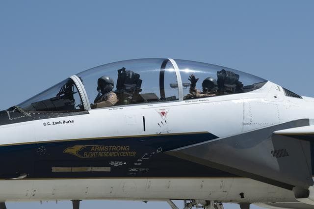 NASA image:  NASA Aerial Photographer Completes 1,000th Flight