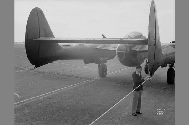 NASA image: ARC-1944-AA-6374