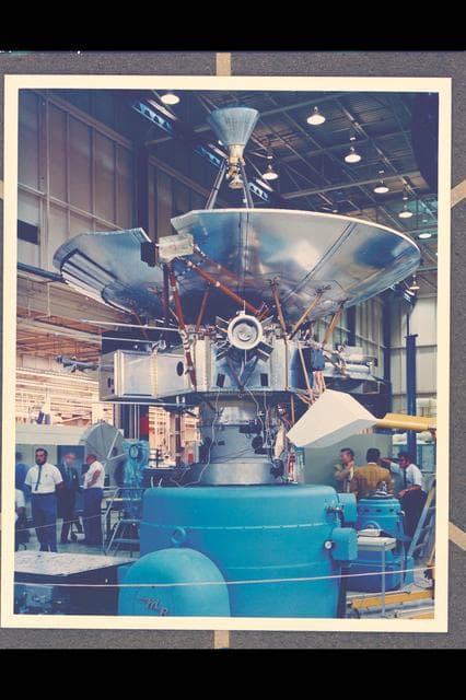 NASA image: ARC-1971-AC71-2697