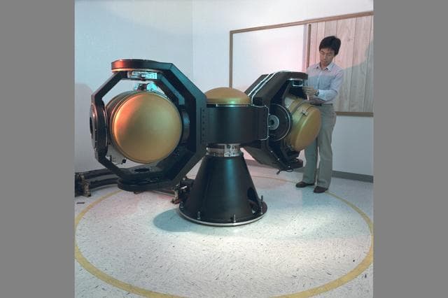 ARC-1985-AC85-0742-31