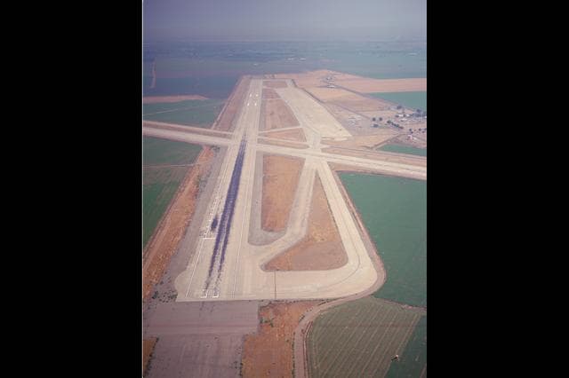 NASA image: ARC-1988-AC88-0443-25