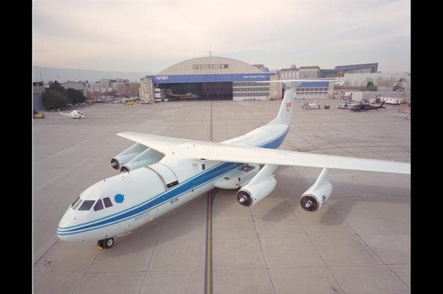 NASA image: ARC-1990-AC90-0361-2