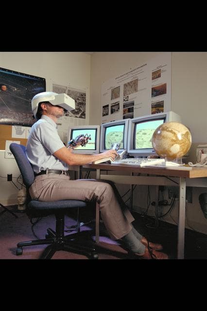 NASA image: ARC-1992-AC92-0326-20